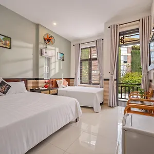 Bo Bo , Hội An Vietnam